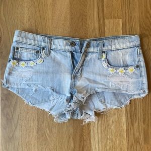 Carmar Daisy Shorts